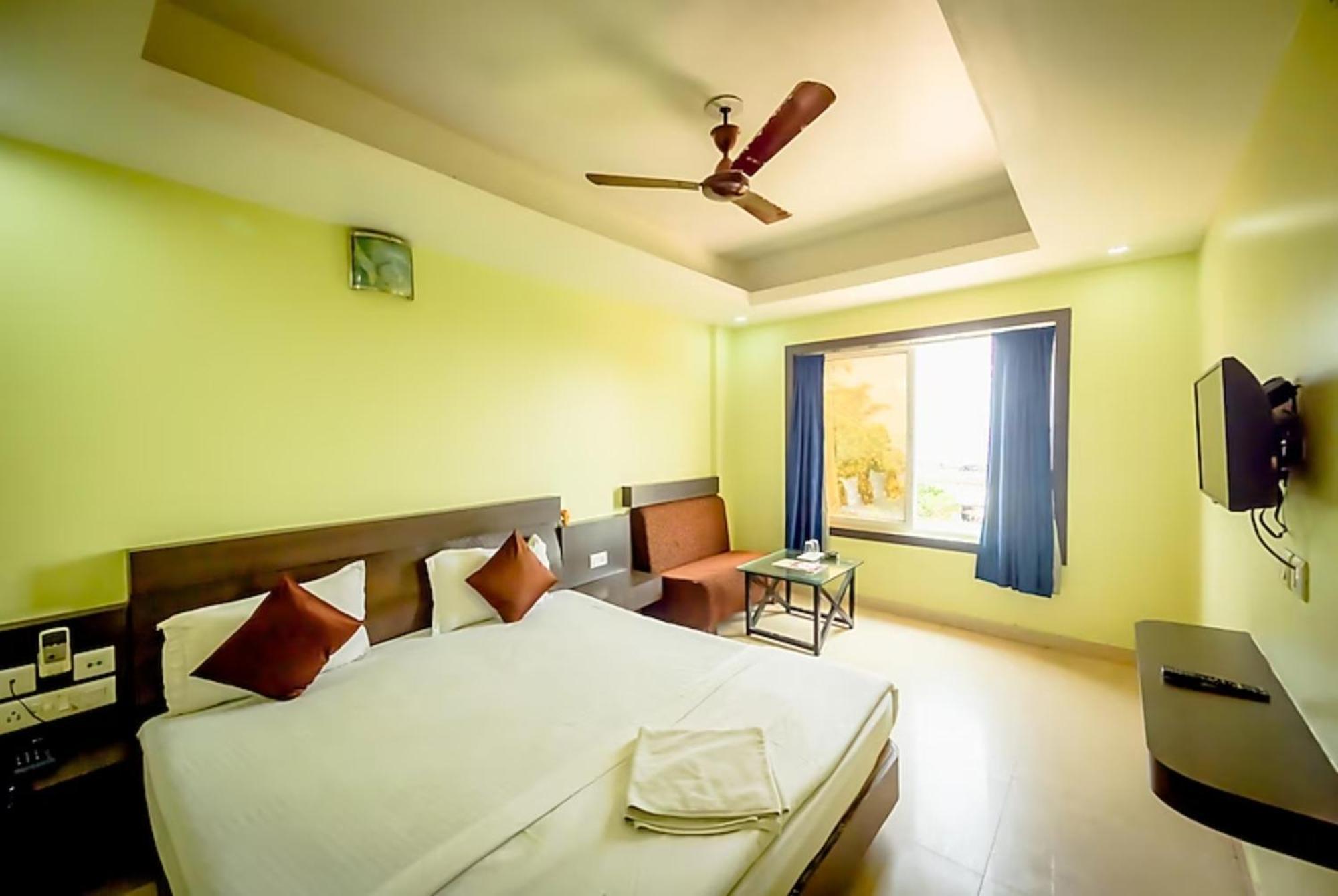 Deep Ganga Inn Near Sea Beach By Morservices Puri Dış mekan fotoğraf