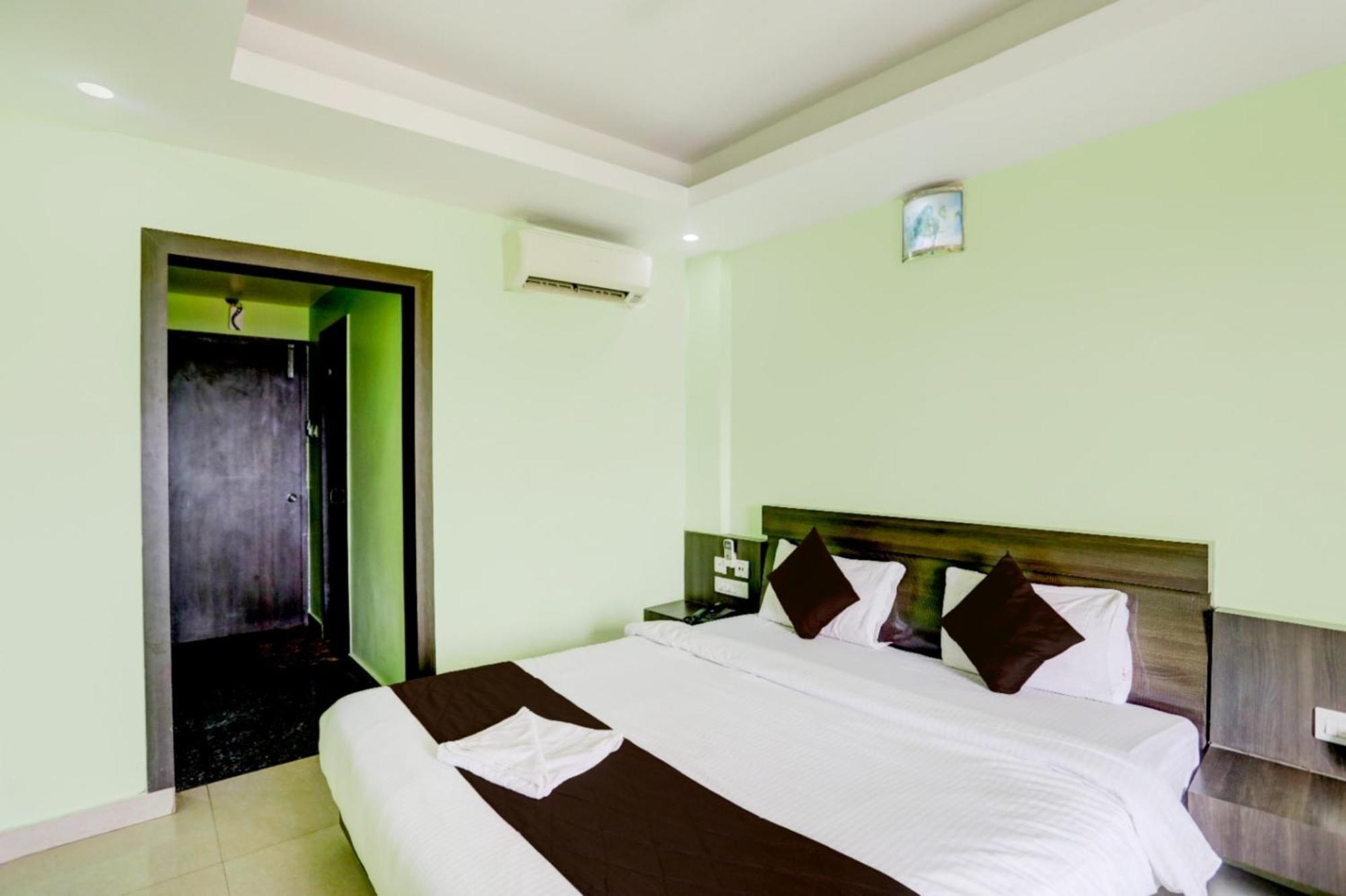 Deep Ganga Inn Near Sea Beach By Morservices Puri Dış mekan fotoğraf